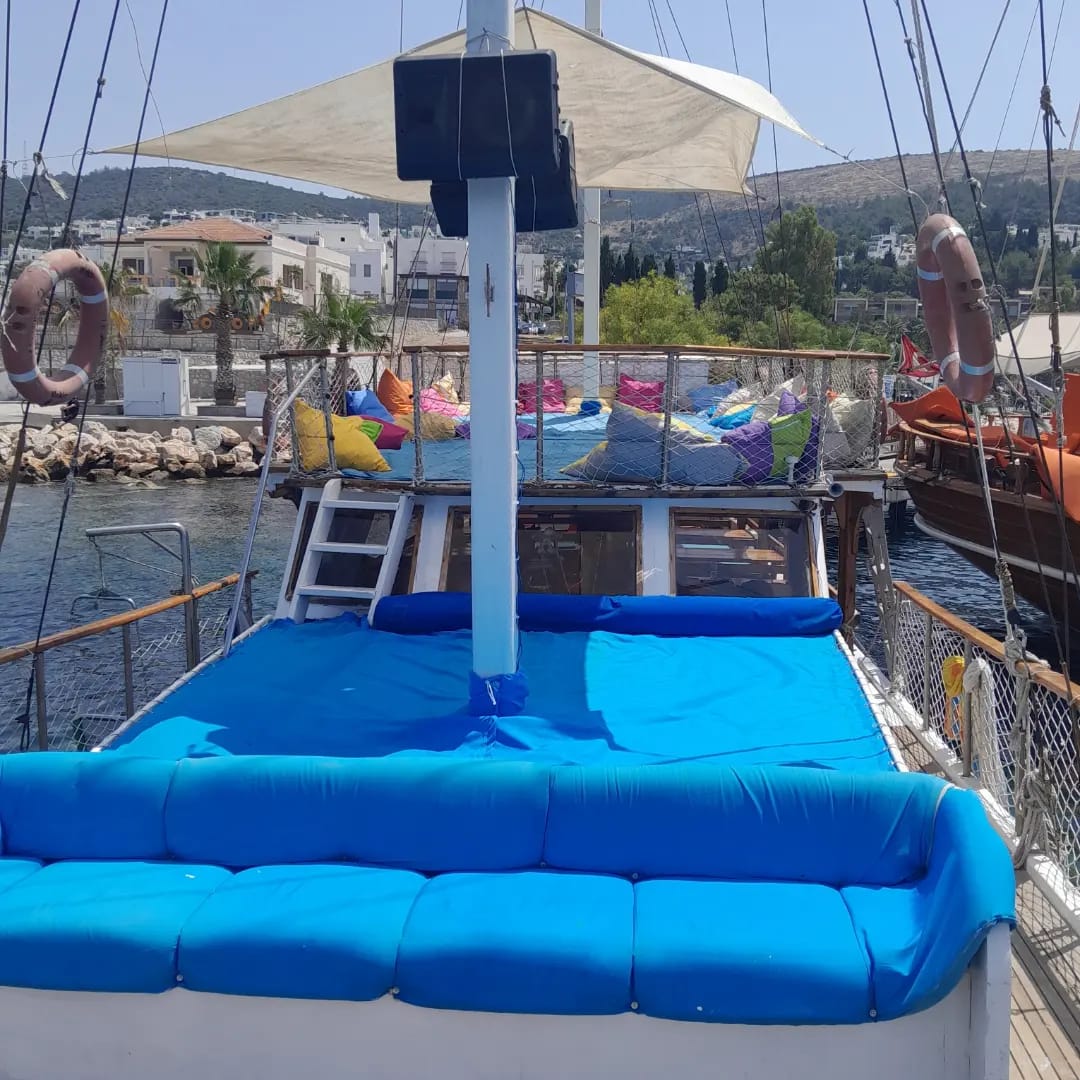 Boat Image